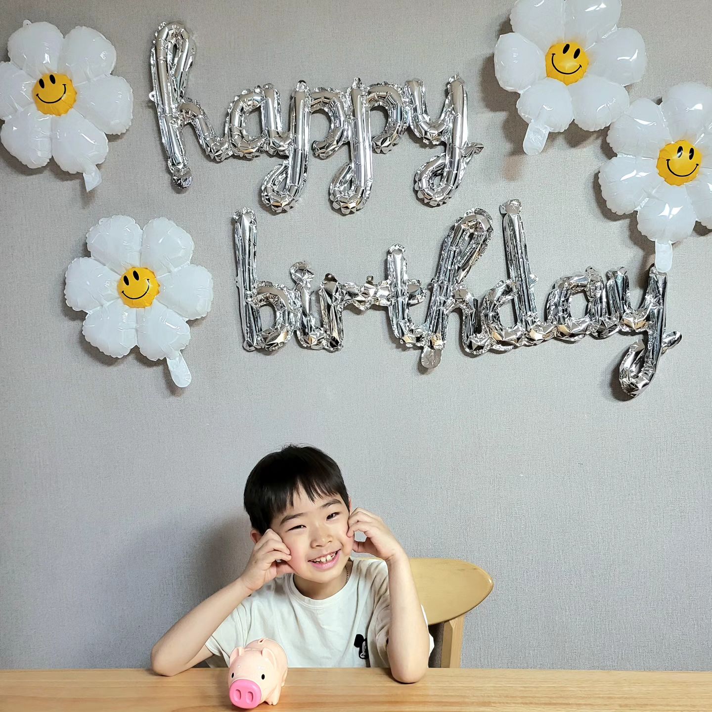 _

도경이 8번째생일
건강하게 자라줘서 너무 고마워❤️