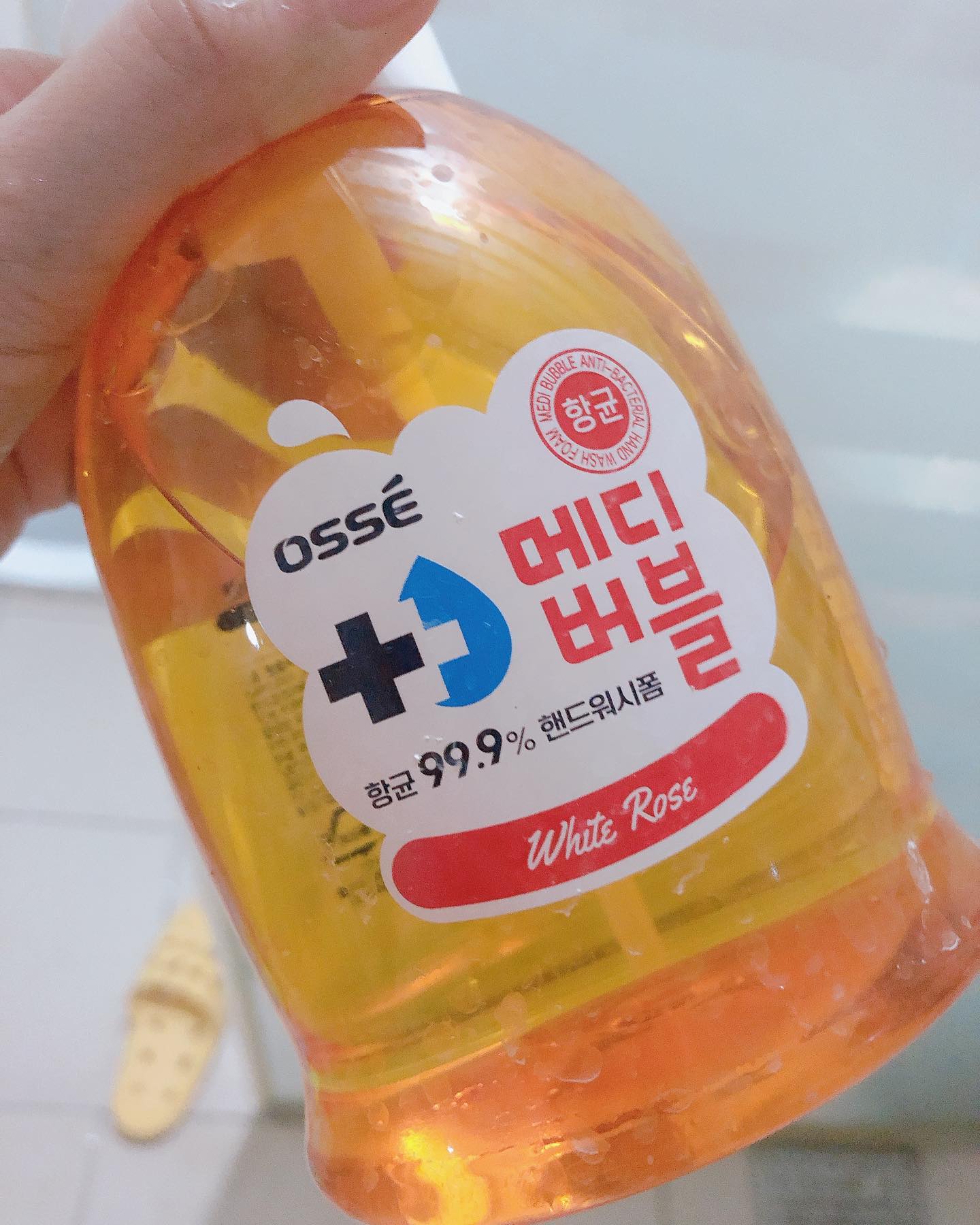 #할인구매 osse.official_ #메디버블 #오쎄
대용량구성에다가 원플러스원이라 가성비좋은 핸디폼!
아이를 생각한 저성분 좋음!
물비누같은 패키지디자인만 바꿈좋을듯
#핸드워시 #맘스타그램 #손세정제  #육아템 #육아맘 #핸드케어 #육아소통