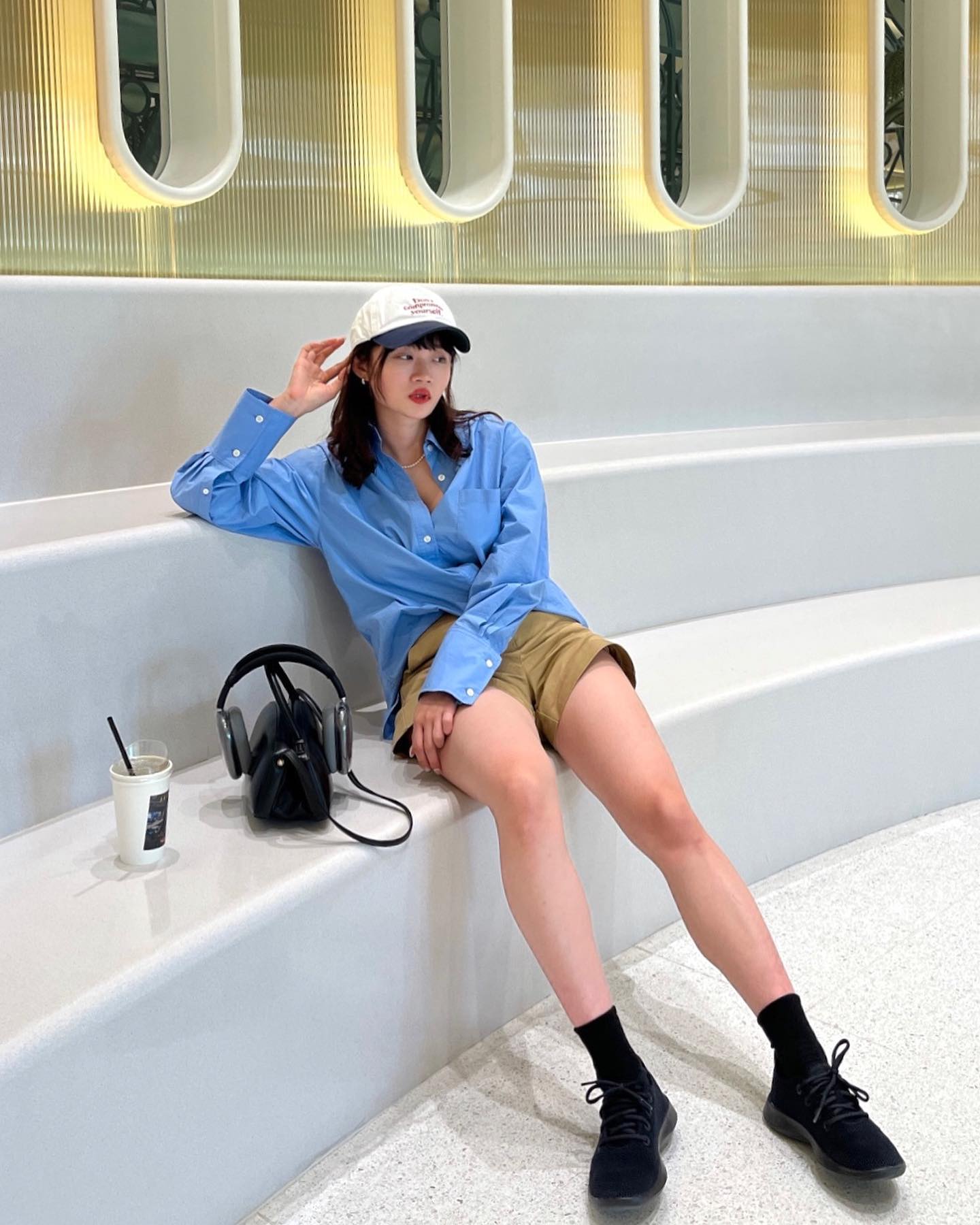 #gift allbirdskorea 
편한 운동화에만 손이 가는 요즘 딱이에요
버려진 플라스틱 한 병이 신발끈 한쌍으로 재탄생되는 재활용 재료로 만들어진 신발이라구요…💚
.
.
.
.
#올버즈 #allbirds #treerunner #스니커즈