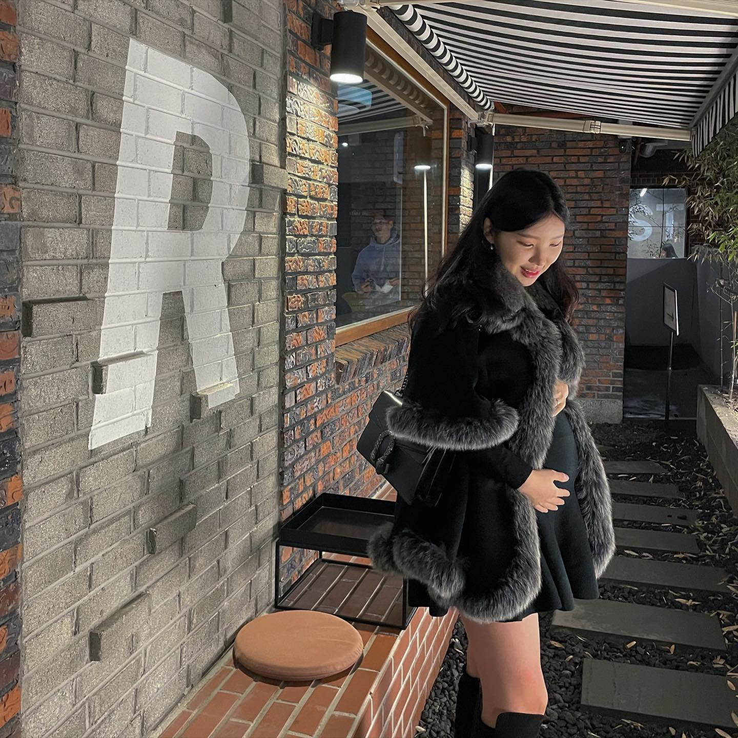 귀요미 낳기 하루 전날 만삭기록🐥
-
임신기간 총 15kg 쪘는데 귀요미 무게와 양수 무게만 쏙 빠지고 무게 변화가 없다💦 붓기와 지방들을 얼른 다 태워버리게쒀👊
#헬창의길 #마지막만찬양고기 #아들맘
