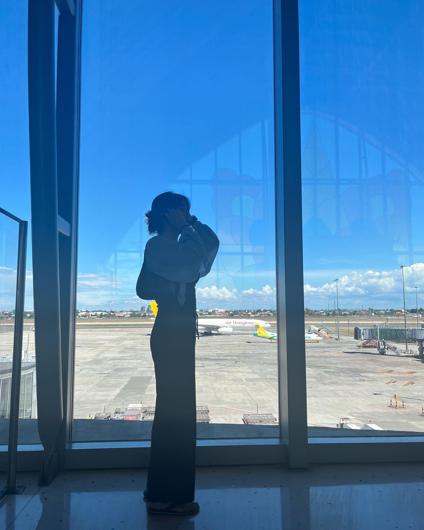 ✈️