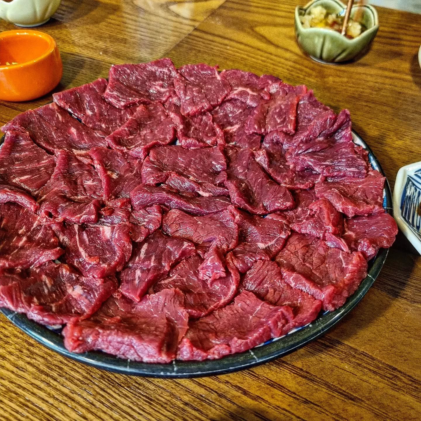 부산 뭉티기🤗🤗🤗
육회 짜파구리까지 뇸냠
🐮🐮🐮🐮

.
.
.
.
.

#뭉티기 #육회 #부산역맛집 #부산역육회 #짜파구리 #부산맛집 #분위기맛집 #직장인저녁 #먹스타그램 #맛스타