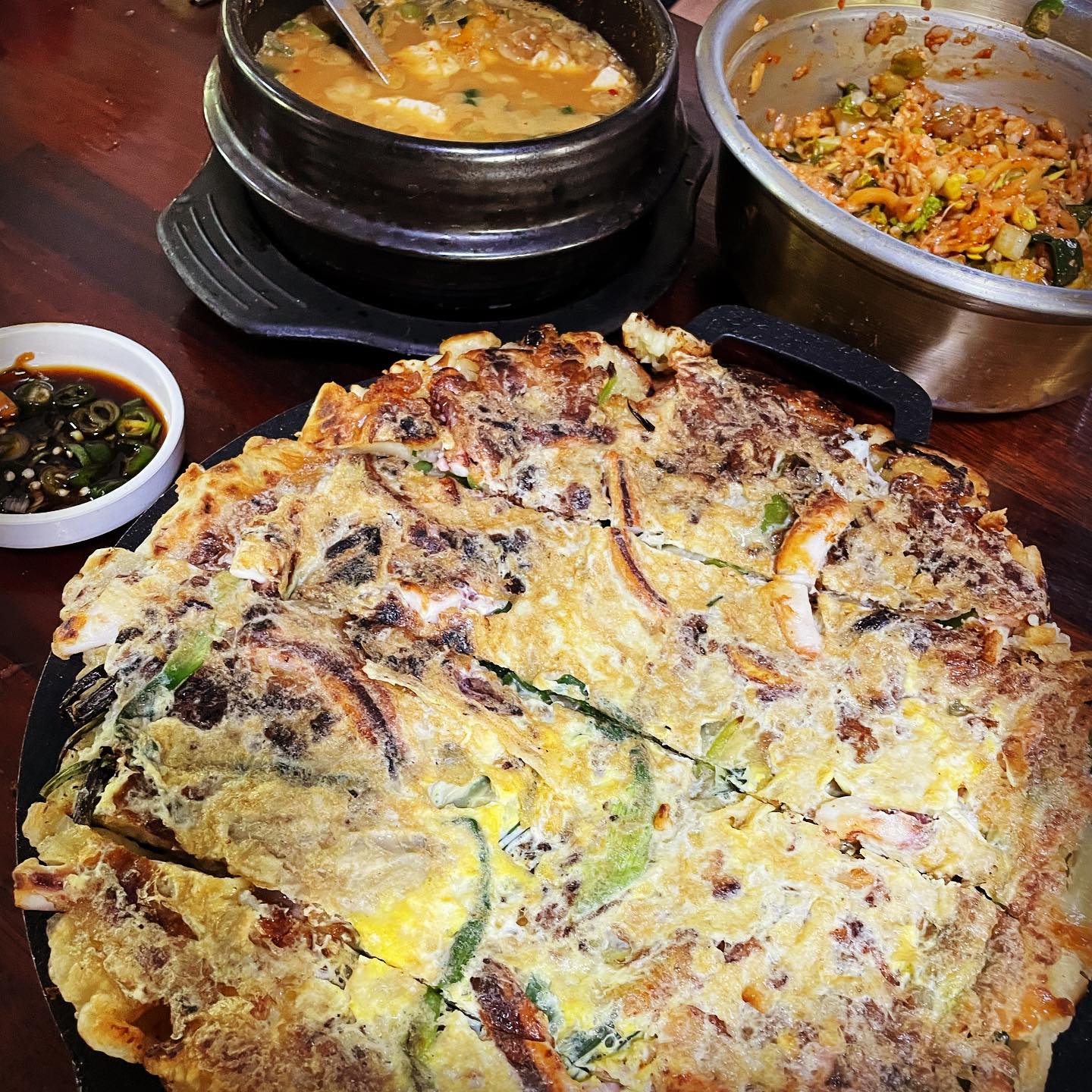 상당산성 청국장 맛집

느티나무집

🏡

산성 느티나무 식당

​

충북 청주시 상당구 성내로 118번길 23

충북 청주시 상당구 용담,명암,산성동 49

043-253-0995

오픈 시간 09:00 ~ 19:00

매월 2,4번째 월요일 정기휴무

#산성맛집
#청주맛집
#청주어디가
#청주상당산성 
#청주데이트
#청주여기어때 
#청주가볼만한곳 
#청주여행
#청주느티나무집
#청주느티나무식당
#청주해물파전
