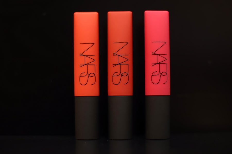 NARS AIR MATTE LIP COLOR

봄을 물들이는 로맨틱한 NEW 컬러

〰️래비쉬드 - 브라이트 베리 핑크
〰️페이스티 - 뮤티드 소프트 코랄
〰️불레스크 - 레드 브라운

공기처럼 가볍게 물드는 듯한 소프트 매트한
나스의 에어 매트 립 컬러💋

#NARS#NARSISSIST#NARSKOREA#NARSARTISTRYSTUDIO#나스#나스아티스트인플루언서#나스메이크업아티스트#에어매트립컬러#소프트매트#크리미매트#에어키스드#READYTOAIR#립#립스틱#매트#매트립