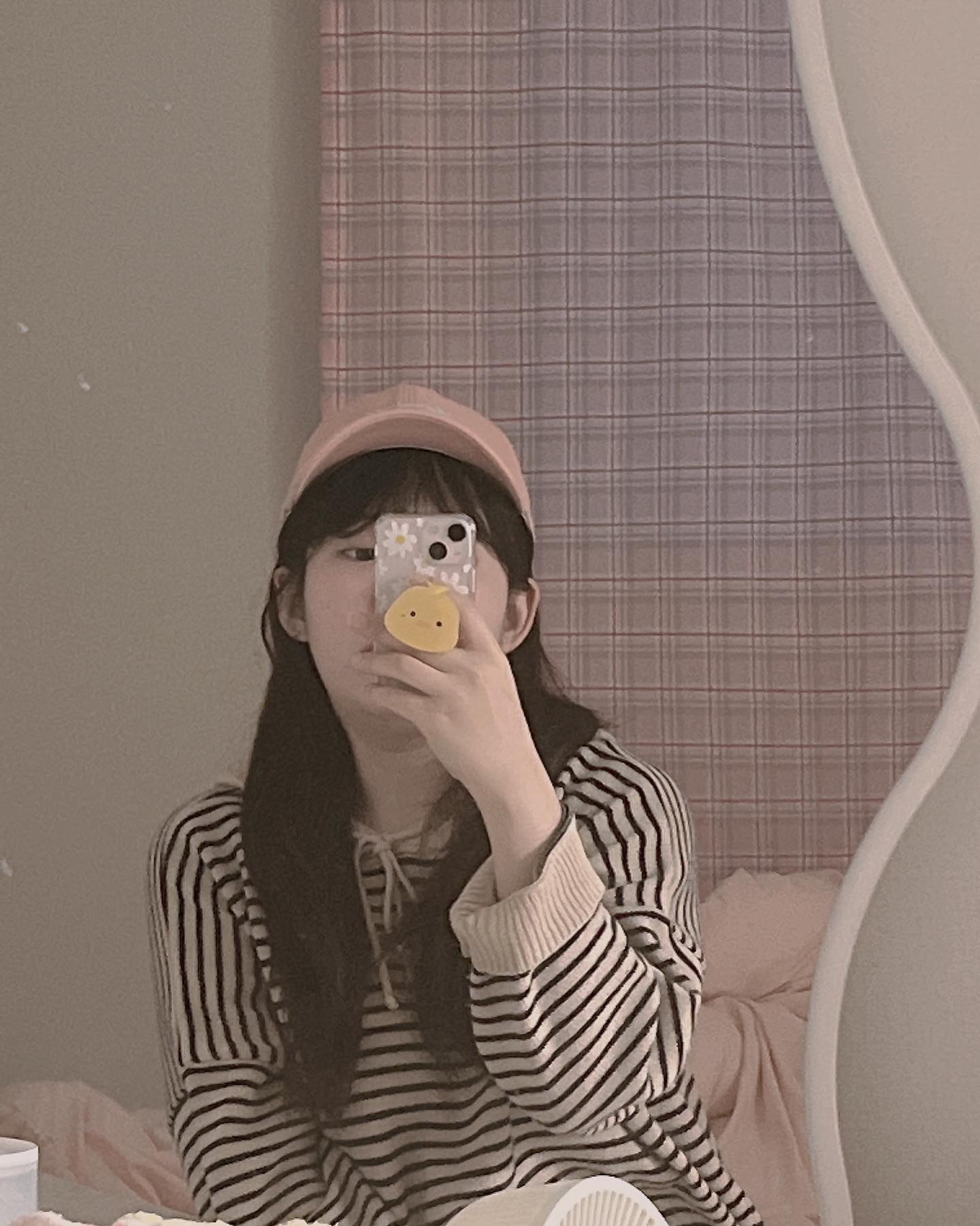 요즘은 핑크 🫶

요즘 화장을 잘 안했더니 피부가 좋아지고 있는것같다 키키