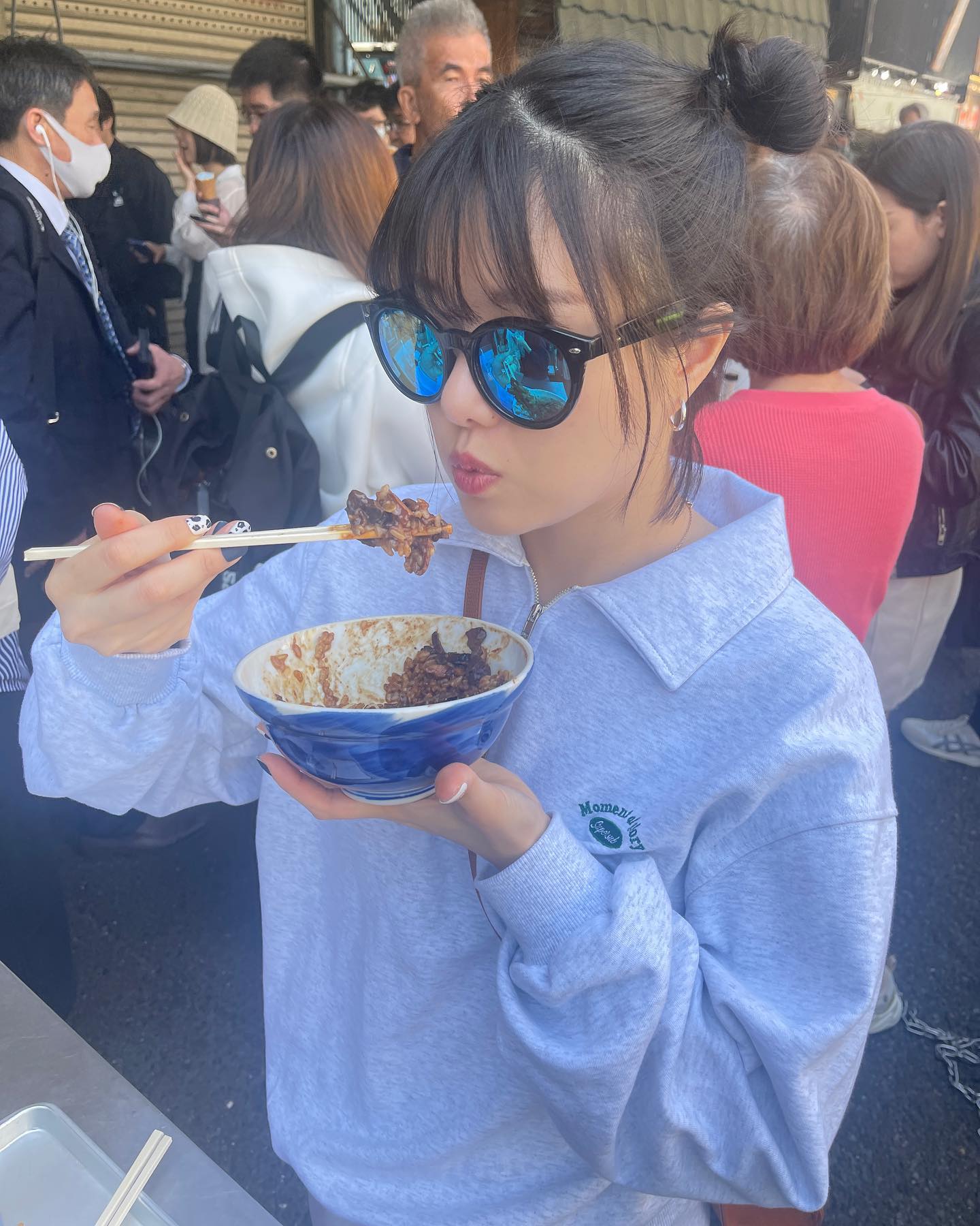 미리 맞이하는 4주년
오랜만에 떠난 여행 

일본은 내게 미식의 나라가 아니였고, 걷다가 무릎이 나가는 휴식 아닌 탈난 여행이었지만 그래도 이렇게 또 흑곰과 새로운 나라를 가본 도장깨기 같은 재미가 좋다.

이번주는 오랜만에 야나두를 켜야할 것 같다.👋🏻
⠀⠀⠀⠀⠀⠀⠀⠀⠀⠀⠀⠀⠀⠀⠀⠀⠀ ⠀⠀⠀⠀⠀⠀⠀⠀⠀⠀⠀⠀⠀⠀⠀⠀⠀
#결혼기념일 #부부 #끝
#여행 #도쿄 #그래도좋아