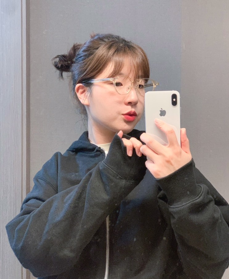 여름이 오기 전! 미리 준비하는 뿔테안경, 홀로리스 안경