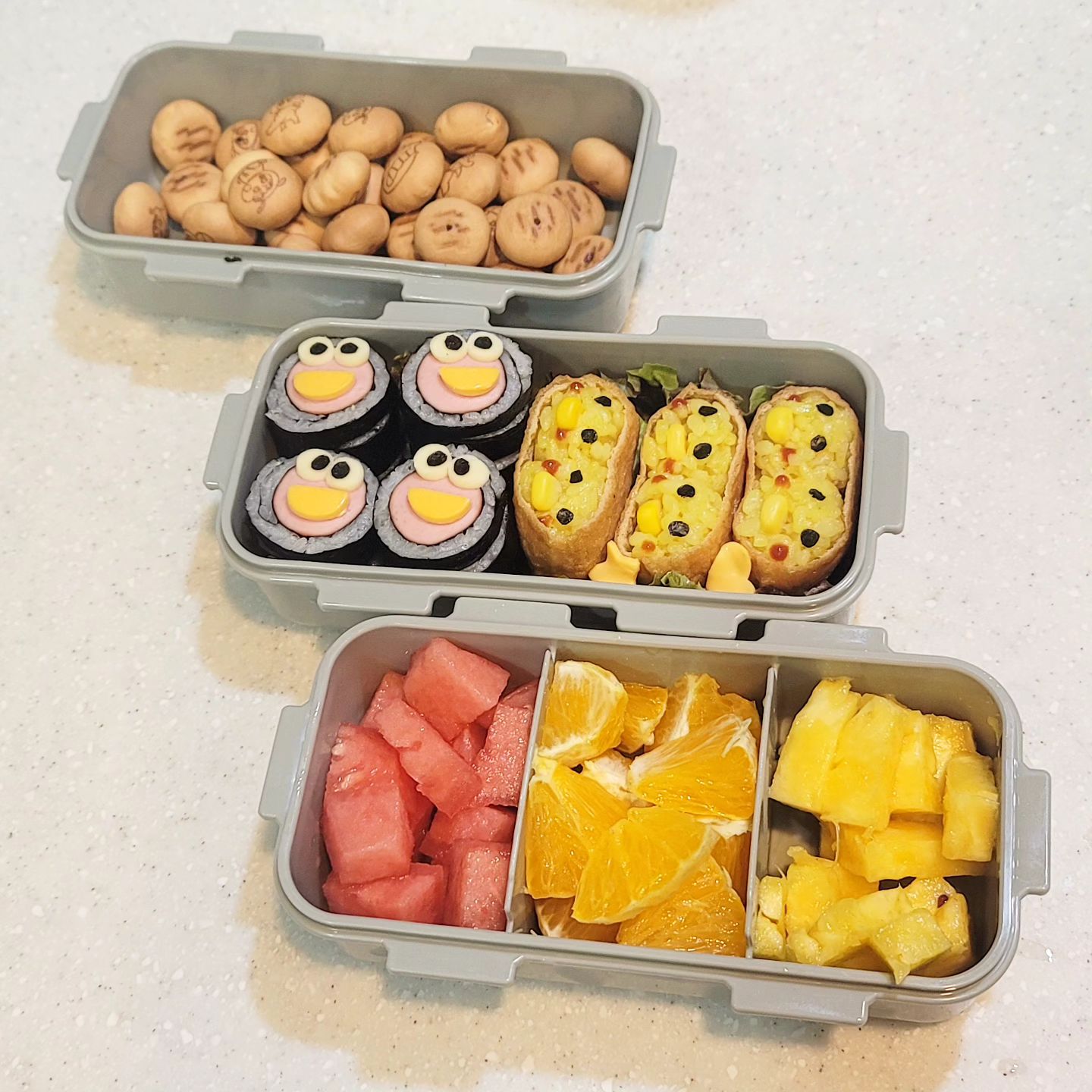 𖤐
.
도시락싸기 끝난거 아니였어?🫨
김밥 안좋아하니 다행이랄까
한시간만에 후다닥 끝 🍙

.
#어린이집도시락 #미니운동회
