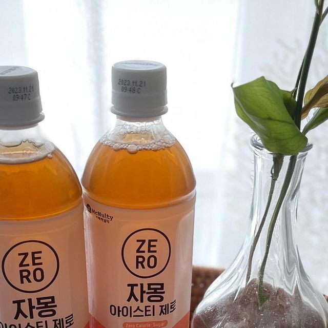 새싹부부🌱 일상 on Instagram: "#광고 ✔️맥널티 자몽아이스티제로 자몽아이스티와 함께 시작하는 오후🙂 프로그램 '이거MONEY'에서 장동민, 풍자, 오킹, 공서영, 히밥이 직접 마셔보고 소개