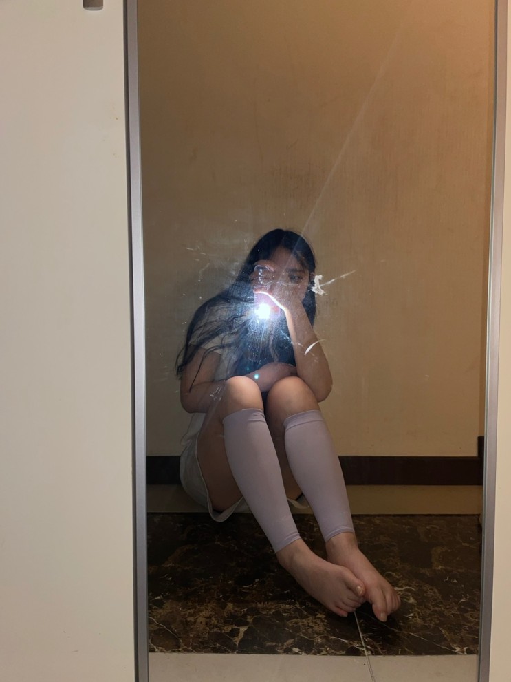 내돈내산 네이키드오얼드레스드 기프트라인  압박스타킹 착용하고 다리 붓기 고민 없어졌어!