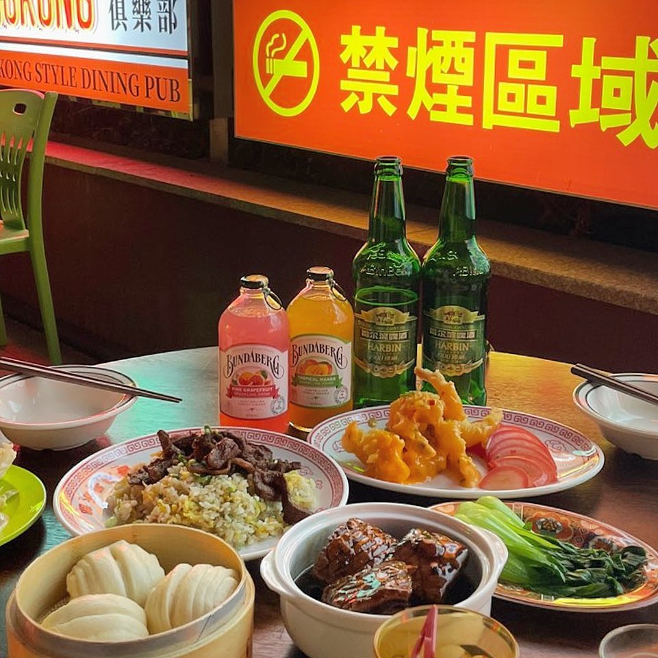 안주 진짜 개존맛탱이었던 #홍콩구락부 ‼️
안주 레알 뿌시고 왔어욥😏
분위기도 완전 레알 홍콩에 온 느낌 😚
가지튀김 진짜 개존맛ㅠㅠ고기 완전 꽉 차있어서 가지 안좋아하는 친구도 완전 맛있게 잘 먹었어용😍
다른 음식들도 다 너무너무 맛있고 사장님도 완전 친절하세욥❣️
안주들도 다 특별해서 특별한 날 방문도 추천💛
담에 또 완전 재방문 의사 100%❤️‍🔥
.
#대전에서뭐하지 #제품제공 #대전 #대전맛집 #대전술집 #봉명동맛집 #홍콩구락부봉명점 #맛집 #대전맛집 #맛스타그램 #맛스타 #맛집투어 #맛집추천 #맛팔 #맛집탐방 #먹스타그램 #먹스타맞팔 #먹방스타그램 #먹부림 #먹스타 #선팔하면맞팔 #먹방그램 #음식 #음식스타그램 #안주맛집 #먹팔 #좋아요반사 #좋반 #먹팔맞팔 #먹팔해요