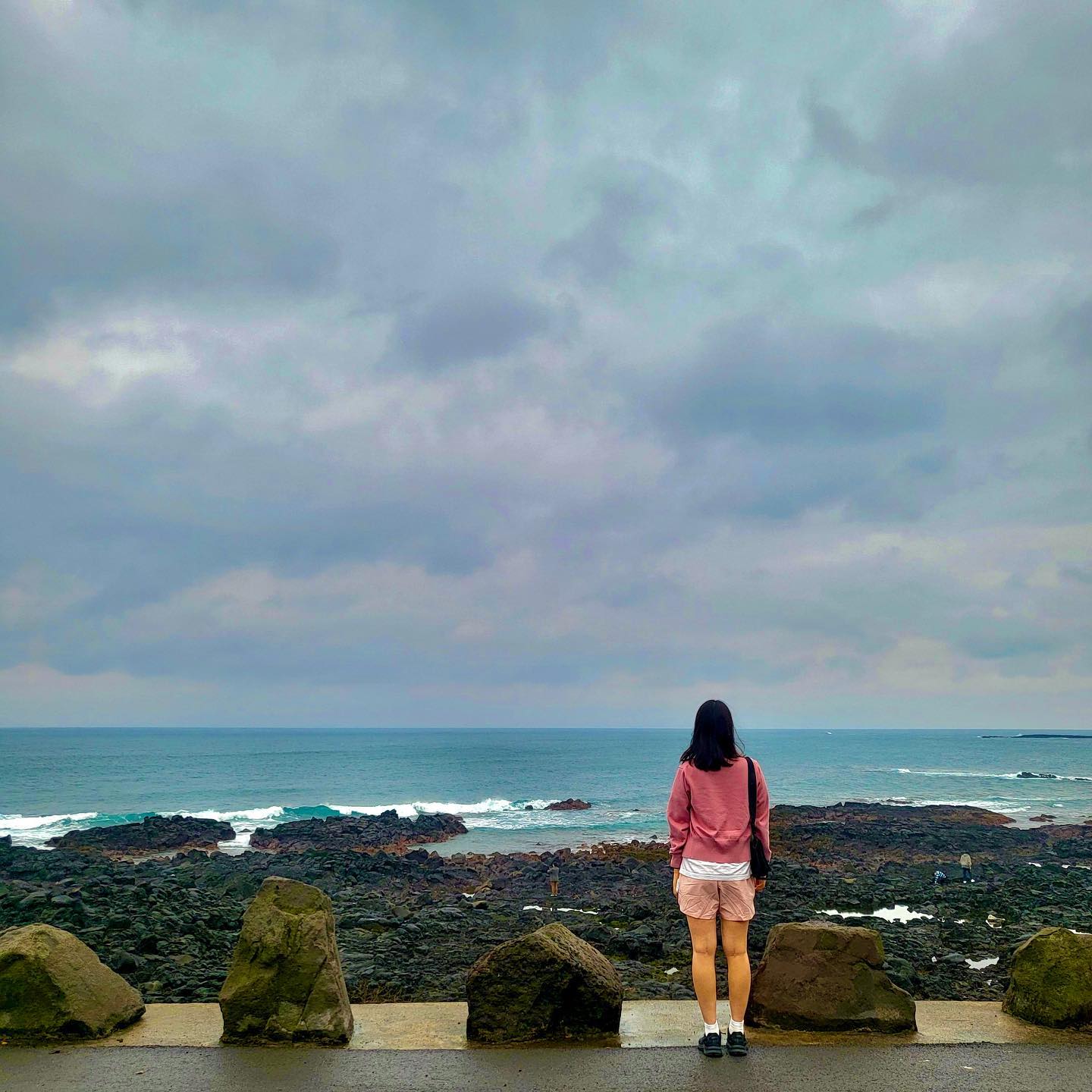 오늘 본 제주는 너무 예뻤다🧡

#제주바다 #서귀포바다