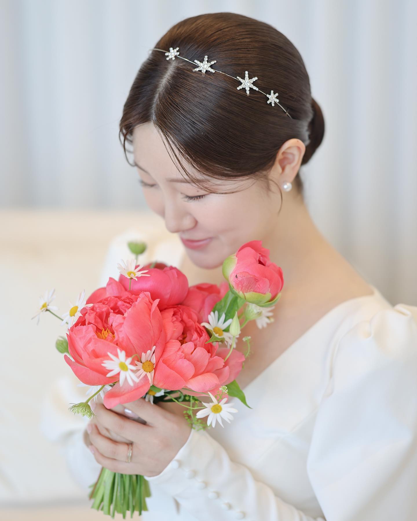 🌹
5월의 신부
봄같이 환한 부케