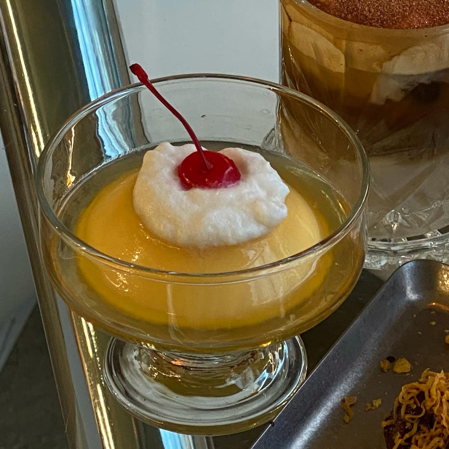 날씨가 많이 따뜻해졌어요..💖
이런날엔 달콤한 푸딩 한스푼 따악🙊🍮