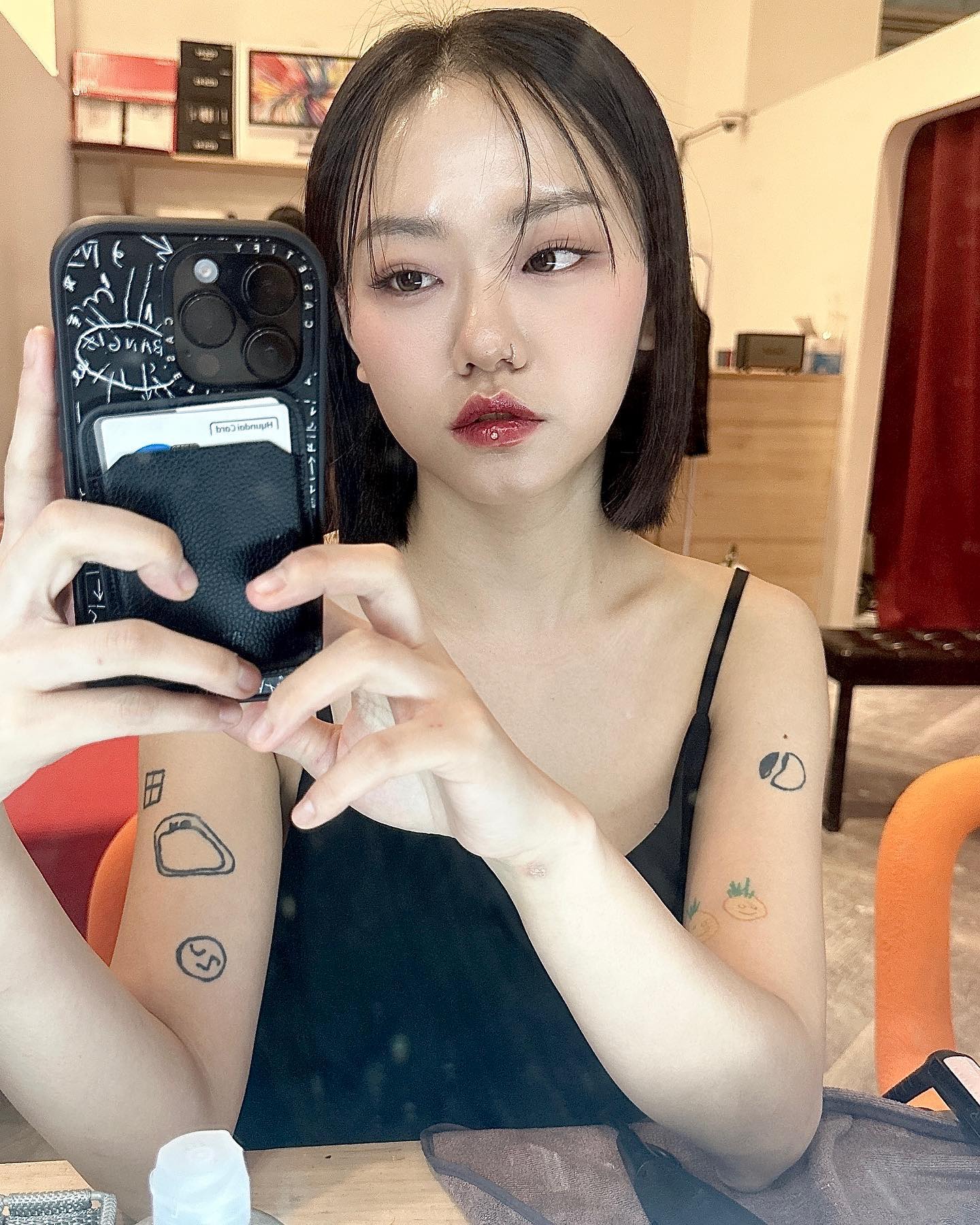 머리 기를까 말까