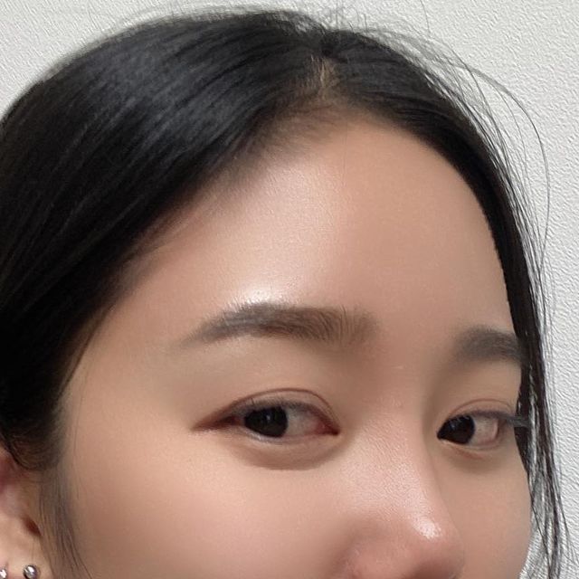 쩡이 on Instagram: "열허분!!! 제가 진짜 찐찐찐으로 좋아하는 메디큐브 제로 모공 패드를 들고 왔어요!! 왜냐면 지금 메디큐브 제로 모공 패드