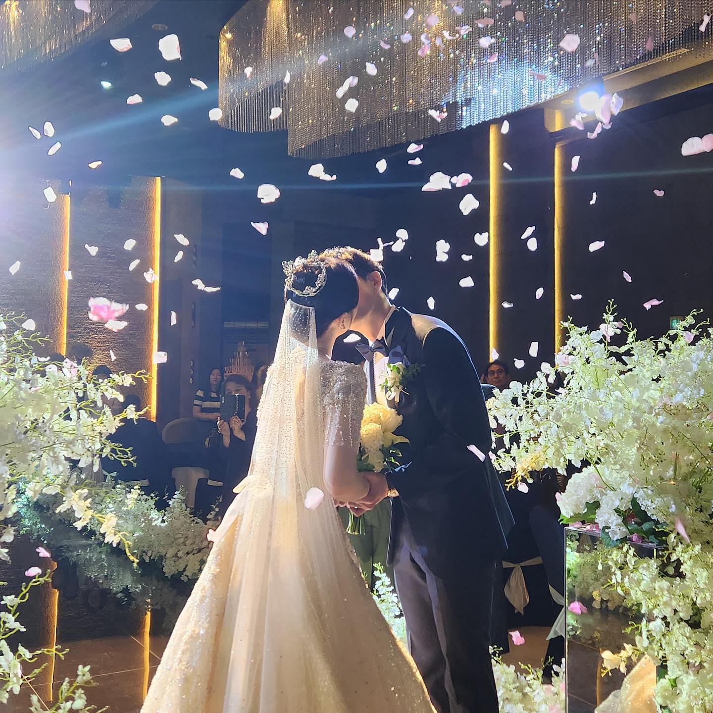 결혼식을 축하해주시고 
참석해주신 모든분들, 
감사합니다❤️