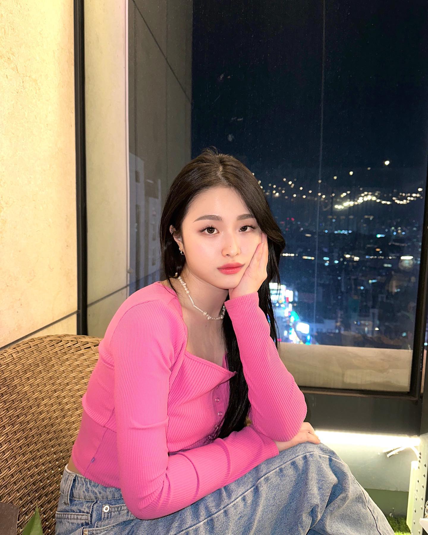 hee_asd 픽 생일선물을 이제야•••
예쁜 옷 너무 고마워😻
maccosmeticskorea 생일 메이크업 감사했습니다…💕