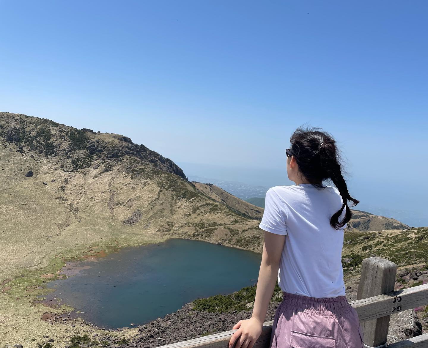 jiyu_agnes 랑 한라산 정복⛰️🔅
…사실 우리가 정복 당함🫠

🫂좋았따💓