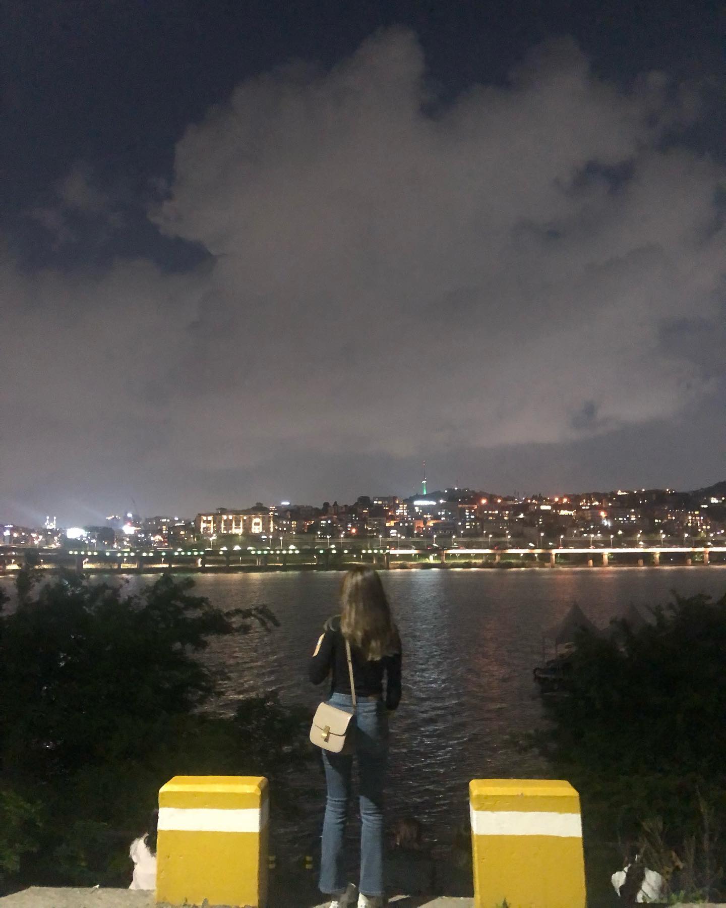 야간촬영모드 기능 시급💦

#한강 #한강공원