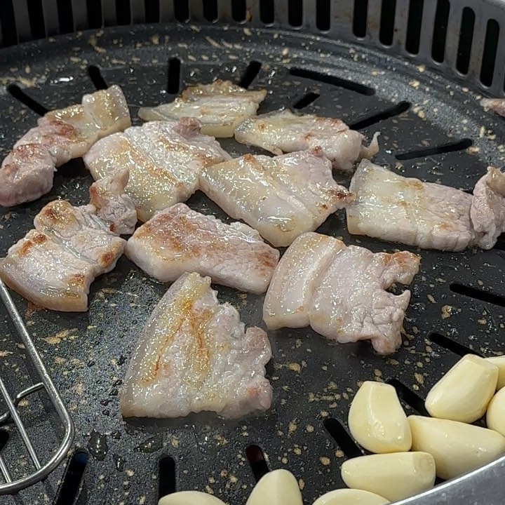 .
도니 Pick💗 #양지식당 
삼겹살 먹구싶다고 졸랐더니 
맛집 찾아옴🫶