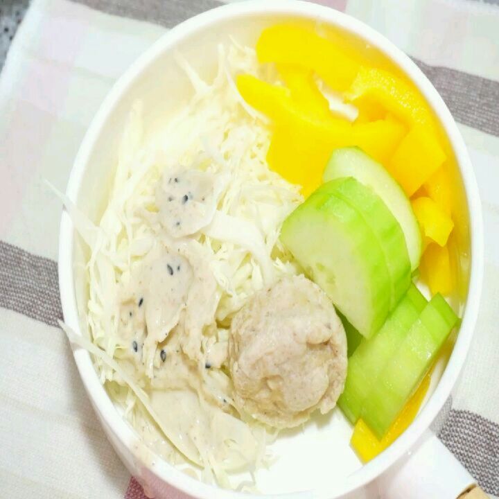 츄릅 on Instagram: “#. 다이어터들에게 단백질보충은 필수😚 비려서 못먹있던 닭가슴살😣 조리된 닭가슴살도 먹어봤지만 질림😥 다노샵😙 다노닭 미니볼! 완전 신세계😘 닭가슴살 아닌 부드러운 닭그라땡 같음😀 늘~먹던 닭가슴살 질린다면 다노닭 미니볼 강추😗 아이들 영양간식으로도…”