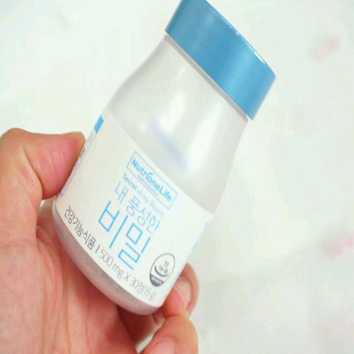 Instagram post by 츄릅 • Sep 7, 2018 at 3:05am UTC