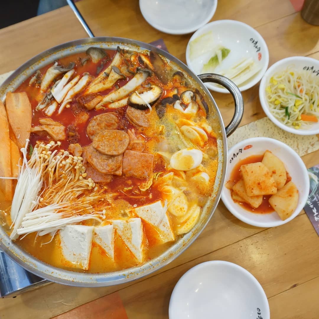 오늘도맛점

#천안맛집 #두정동맛집 #성정동맛집 #두정동24시 #두정동배달 #성정동배달 #천안육개장맛집 #천안부대찌개 #이화수육개장 #부대전골 #부대육개장 #맛점 #부부스타그램