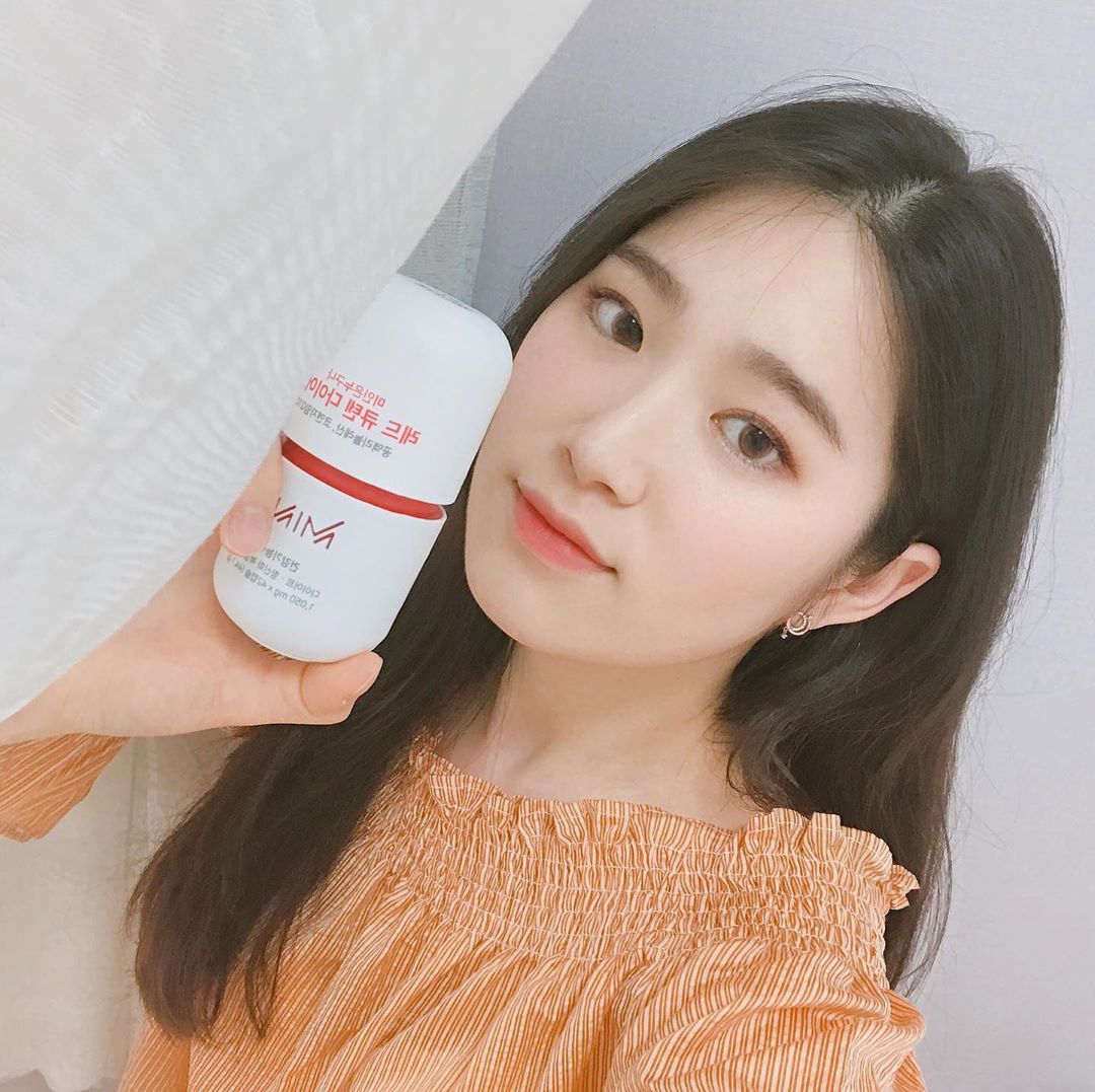 정예람 on Instagram: “미누 선미 CLA다이어트+가르시니아 블랙라인 다이어트!! 여자는 체지방 감소와 항산화건강에 도움을주는 레드큐텐다이어트❤️ 남자는 체지방감소+간건강+지구력까지챙겨주는 블랙라인🖤 운동을 꾸준히 하며 먹으니 운동만해서 살을 뺄때보다 체지방감소가 더빠르고…”