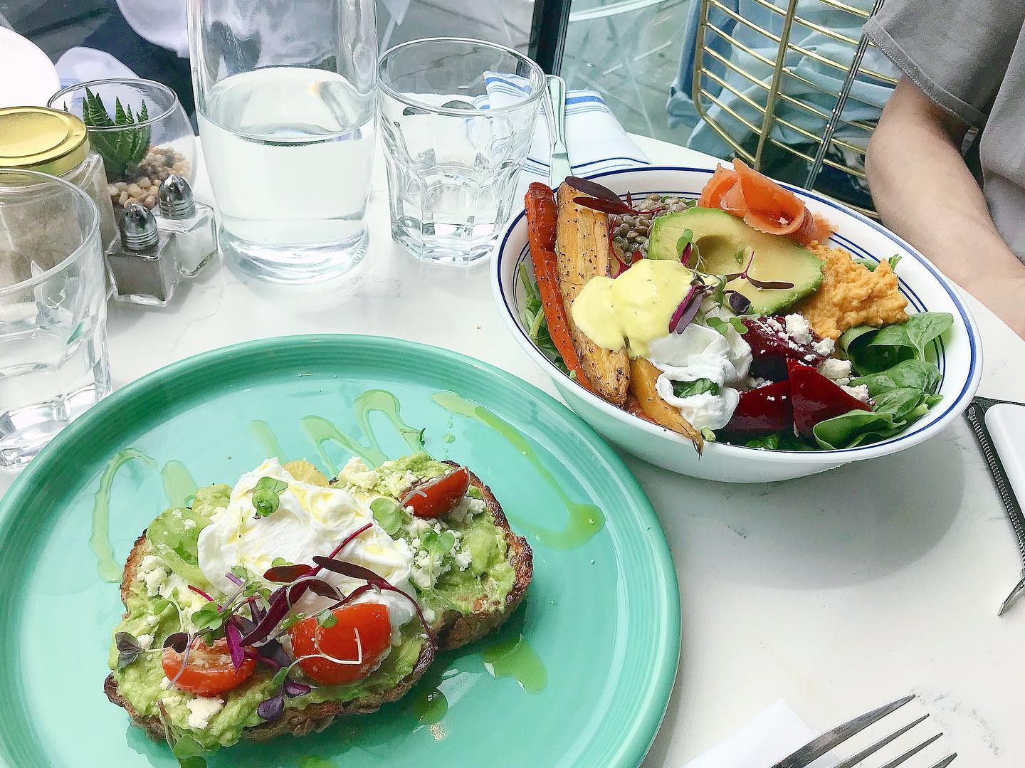 Best breakfast 🥑 
Menu: Avocado Smash and Rainbow Bowl