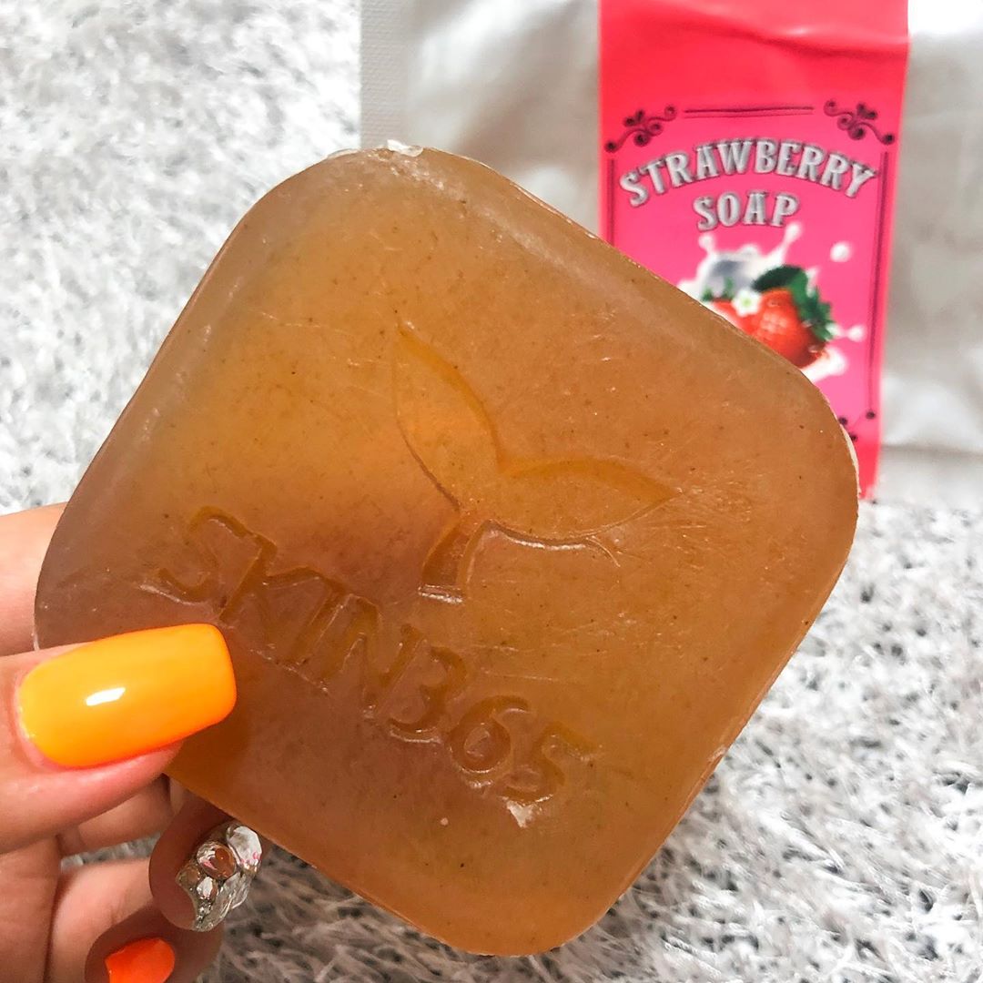 𝒮𝒰𝒩 on Instagram: “클렌징비눈데 피부 보습까지 ˞͛ʕ̡̢̡๑꒪͒ꇴ꒪͒๑ʔ̢̡̢˞͛
#skin365 #스킨365 #클렌징비누 #유황비누 #천연수제비누 #세안비누 #리뷰쉐어 #ad”