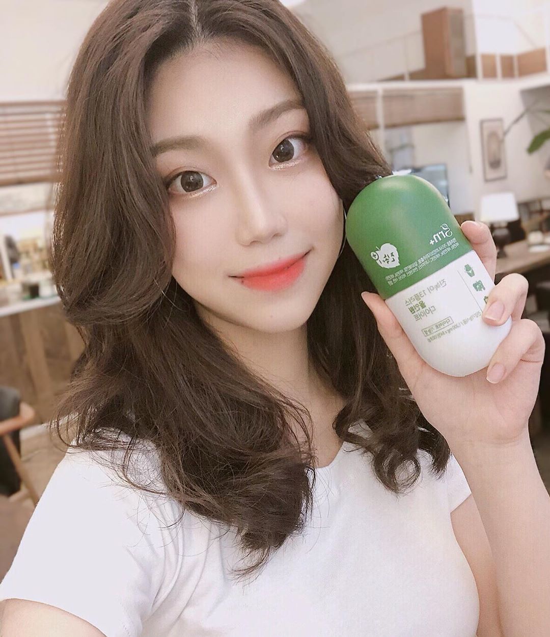연 주 on Instagram: “나도 진녹이로 여름맞이 다이어트 스타뚜٩( ๑•̀o•́๑ )و . . . . 지알엔 단독 원료 깻입추출물안에 들어있는 우르솔산성분이 체지방 감소에 도움을 주고 가르시니아성분도 들어있어서 탄수화물이 지방으로 바뀌는걸 막아준데요💚 . 나름 다이어트…”