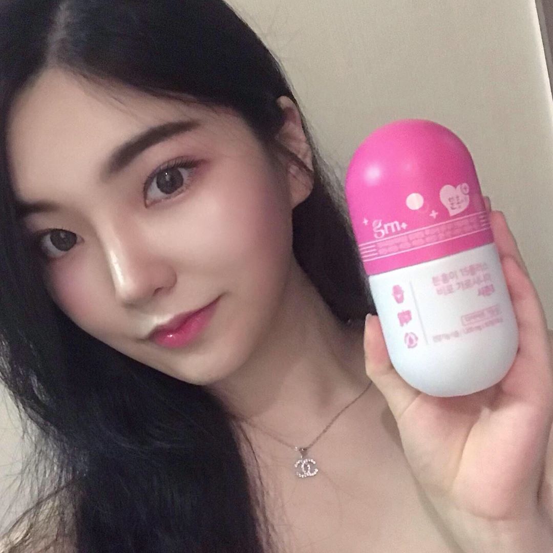 지슈(20) on Instagram: “분홍이 초록이 시즌3⭐️ 일단 결론부터 말씀드리면 사세요.. 좋아요 효과 있어요..👍🏻 항상 다이어트를 하는 저는 다이어트약에 관심이 많았었는데요! 다이어트약 때문에 몸이 안좋아졌던적이 있어서 그 이후에 안먹다가 연예인들도 먹는다는 유명한 분홍이…”