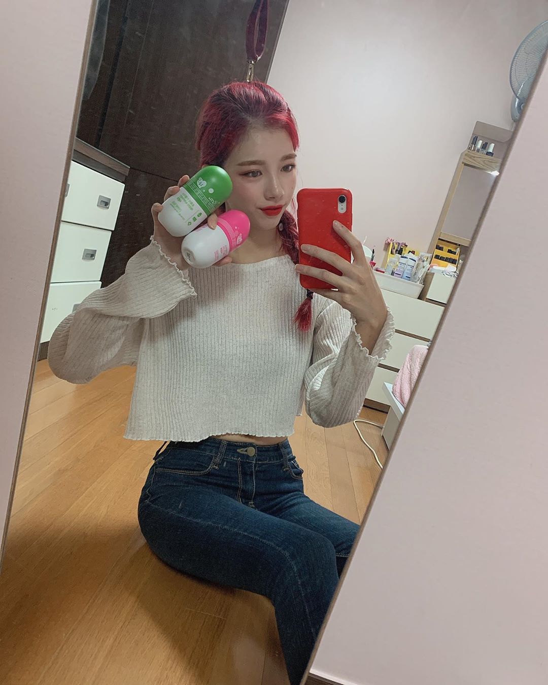 @beom_hui_ on Instagram: “먹고싶은거 다 먹고 체중 유지하려면 다이어트 보조제 필수인거같아요😂 이번에 리뉴얼 되서 예전보다 냄새도 안 올라오고 편하게 먹을 수있게 돼서 좋아요👍👍”
