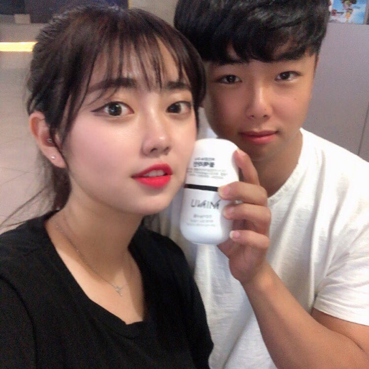 예음 (21) on Instagram: “🖤미누 블랙라인🖤 내가 미누 비움장케어 먹으면서 관리하니까 오빠도 같이 관리하자 해서 고민하다가 준비한 미누 블랙라인! . 아무거나 주고싶지는 않아서 제대로 퀄리티있게 만들어진 남자 다이어트보조제로 알아보다가 건강기능식품, GMP마크도 있는 미누…”