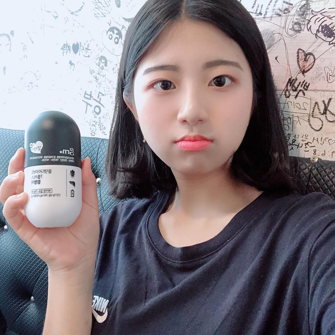 김이슬 on Instagram: “GRN 검정이🖤 남자들을 위한 다이어트 약! . 남자 다이어트 약이다보니 제가 먹을 순 없어서 오빠한테 선물로 줘서 실험을 했어요 ㅋㅋㅋ 냄새도 다른 약보다는 덜 나서 괜찮았어요! 열심히(?) 섭취하는 중이지만 아직 오래 복용하지 않아서 큰 변화는…”