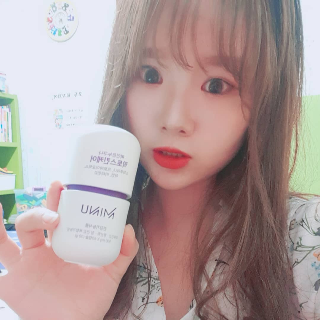 소영 on Instagram: “#첫줄안녕 요즘 너무 바쁜데다가 너무 셀고여서 와장창 늦어버린 리뷰,,,🙈 미누 락토스킨케어 제품은 피부건강과 항산화에 도움을 줄 수 있는 스피루리나와 배변활동에 도움을 줄 수 있는 신바이오틱스가 포함되어 피부건강과 장 건강을 한번에 잡을 수 있는…”