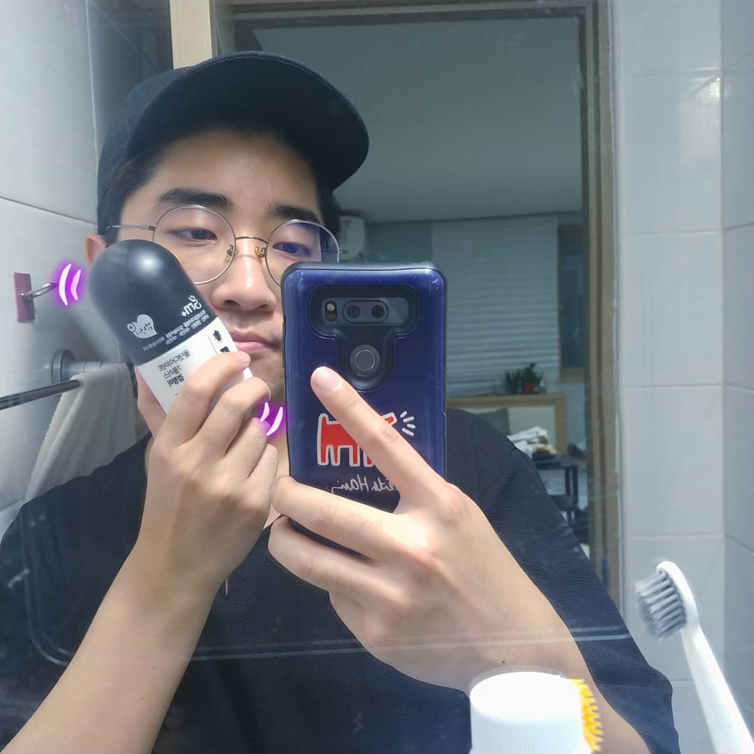 노영감 on Instagram: “요즘 건강과 다이어트 둘다 챙기려고 먹는 GRN 검정이... 진짜 눈에 많이 보이길래 한번 직접 먹어봤다!! 맛있는거 많이 먹고 운동하면서 하나씩 챙겨먹으면 끝~ 먹으면 전보다 살이 더 ​잘빠지는 느낌이다!  다이어트는 물론 간에도 좋고, 남자한테…”