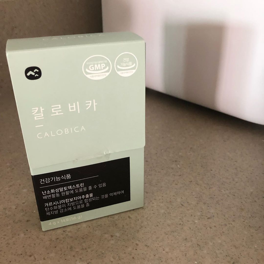 차차🍒 on Instagram: “#
식사후 꼭 먹는 커피! 
돌준맘은 다이어트 해야하니까!
그냥 커피말고 다욧커피로 한잔해유♥️
-
-
-
-
#웰스업 #칼로비카#다이어트보조제#다이어트커피#단기간 다이어트
#리뷰쉐어 #ad”