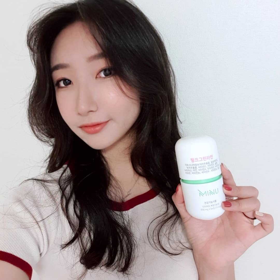 ᴶ ᴱ ᴼ ᴺ ᴳ ᴱ ᵁ ᴺ on Instagram: “비타민과 미네랄까지 포함된 건강한 다이어트 보조제 #미누핑크그린라인 😋 . . . . #미누반반이 #반반이 #미누 #minu #미누다이어트 #핑크그린라인 #minu핑크그린라인 #미누 #미누핑크그린라인다이어트 #minu핑크그린다이어트 #미누녹차카테킨…”