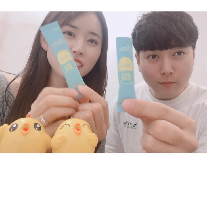 🌼MAON🌼 on Instagram: “#마온리뷰 . . . (뒷부분이 짤려서 다시 올려용😭😭) 이런 제품은 처음 먹어보는 거라서 유제품을 못먹는 제가  먹기에 맛이 이상할까봐 잔뜩 걱정했는데,  살짝 상콤한 맛이 나면서 거부감이 없어서 편하게 먹을 수 있었어요!! 😋 1달동안 열심히…”
