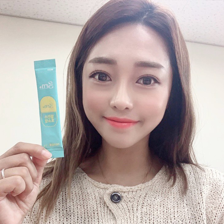 문은지 on Instagram: “#grn #다이어트그램 . #지알엔 의 새로운 제품을 섭취해봤어요 탄수화물, 지방 섭취가 많은 한국인에게 최적화 돼 있다길래  당장 먹어봤더니!! . 상콤한 레몬요거트 맛이라  더 먹고 싶어서 참느라고 힘듭니다 😂 가짜효소가 아닌 진짜효소가…”