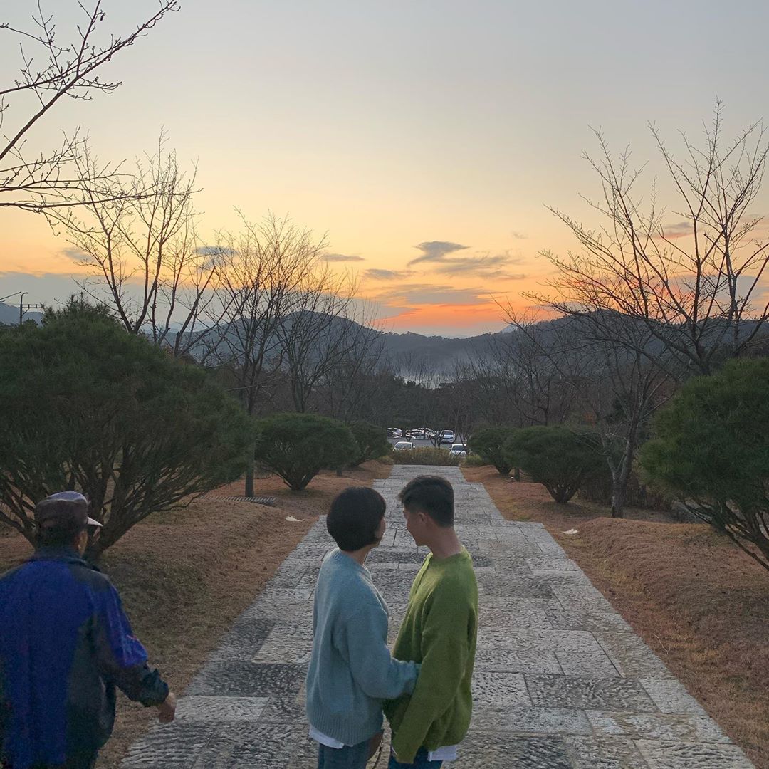 지은 on Instagram: “하댜버지〰️내가가는길이 길이다.”