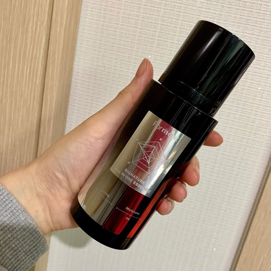 s`coach♥_ _ on Instagram: “#포맨트 . . . 오빠를 위해 올인원제품을 선물❤️ 스킨_로션_에센스_아이크림_선크림_톤업크림을 한번에👍 아침과 저녁으로 나눠져 있어 참 간편해🤩 . . 바쁜 아침에는 여러개 바를 필요없이  포맨트 올인원 하나로 끈적임없는  수분보충과 자연스러운…”