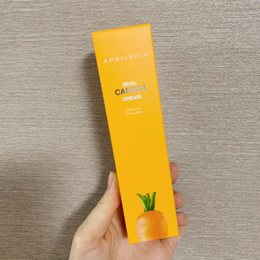 Byeol✨ on Instagram: “에이프릴 리얼 캐롯 블레미쉬 클리어 크림🥕 리얼 당근 유래 3종 함유로 피부진정&수분보습에 도움을 주는 당근크림☺️아기 낳고 예민보스+악건성에 푸석푸석해진 피부에 생기를 불어 넣어줄 착한 크림♥️내 피부를 부탁해💪🏻 @aprilskin_korea .…”