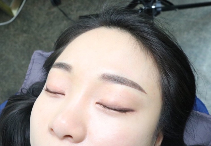 합정역 눈썹반영구샵 '리호코스메틱' 에서 자연스러운 눈썹반영구 하고왔어요:)