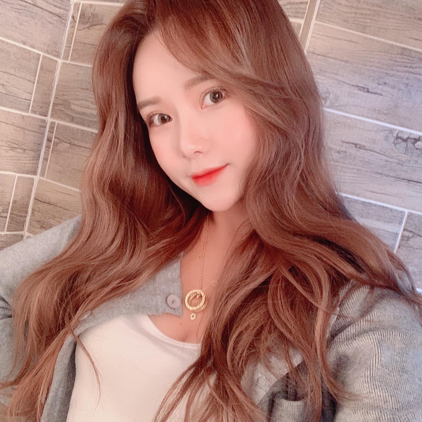 올해초부터 #브이라인 관리🌟 
이뻐질랭🤓 주기적으로 다니기!
-
#플라덴 #플라덴성형외과 #강남다이어트 #신사성형외과
#뽑기주사 #사각턱보톡스 #자기관리 #신사역