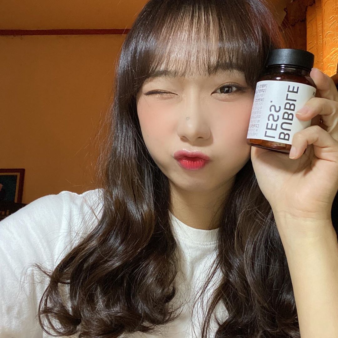 𝔹𝕚𝕟𝕤𝕥𝕒 on Instagram: “# [버블레스 아이언] 요새 내가 매일 챙겨먹구 있는 철분제✨ 그냥 비타민처럼 포도맛나서 철분의 비린맛 1도 없고 츄어블형태라서 거부감 없이 먹기에 너무너무 편해˃̵͈̑ᴗ˂̵͈̑ 흡수율이 높은 비헴철을 사용하고 철분과 엽산이 함께 들어있는…”