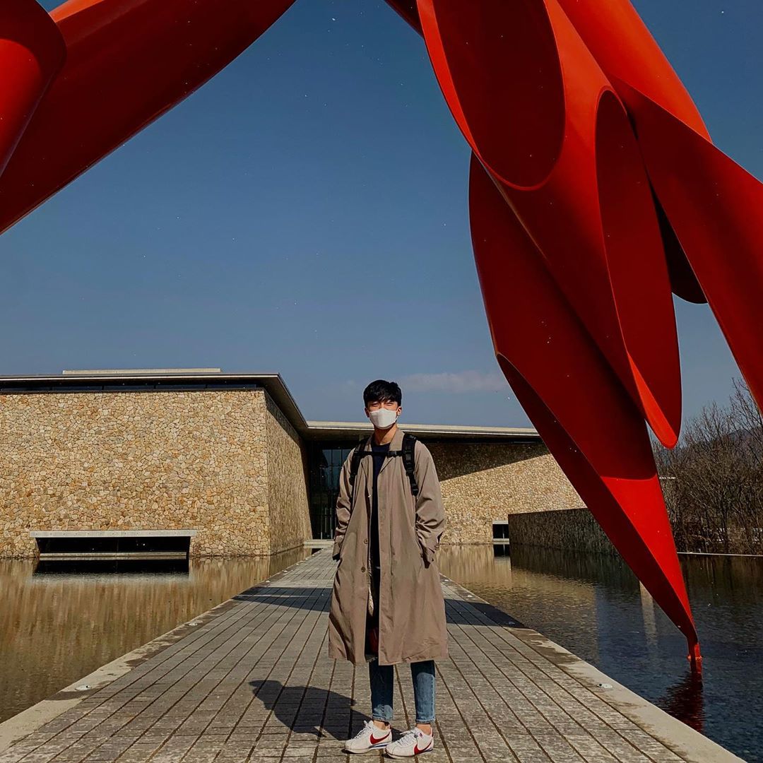 이호경 |🎗| Jayden on Instagram: “맑은 하늘에 눈내리는거 본사람 ❄️ ⠀⠀⠀⠀⠀⠀⠀⠀⠀⠀⠀⠀⠀⠀ ⠀⠀⠀⠀⠀⠀⠀⠀⠀⠀⠀⠀⠀⠀ ⠀⠀⠀⠀⠀⠀⠀⠀⠀⠀⠀⠀⠀⠀ ⠀⠀⠀⠀⠀⠀⠀⠀⠀⠀⠀⠀⠀⠀ ⠀⠀⠀⠀⠀⠀⠀⠀⠀⠀⠀⠀⠀⠀ ⠀⠀⠀⠀⠀⠀⠀⠀⠀⠀⠀⠀⠀⠀패션의 완성은 가방이지 😍 나일론 고급소재에 수납공간…”