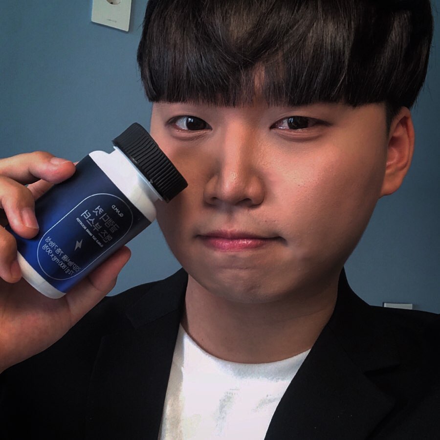 상진 (21) on Instagram: “글램디 컷 맨즈 부스터🙋🏻‍♂️ 남자들을 위한 다이어트 제품으로써 체지방 감소와 간 건강 지구력 증진에 도움을 주는 건강식품 입니다❗️ 다이어트 하시는 남성분, 피로많으신분, 체력과 지구력이 떨어지시는분, 운동전활력보충하고 싶은분께 추천드려요❗️ -…”
